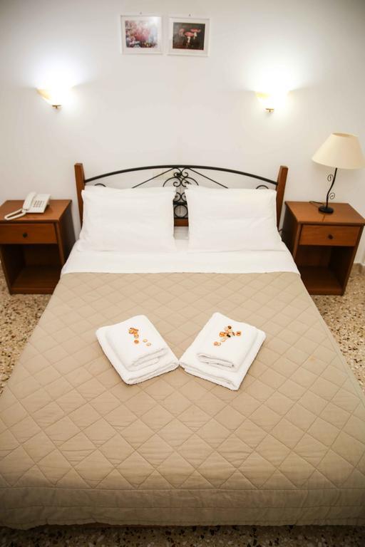 Anixis Hotel Lutrá Ipátisz Kültér fotó