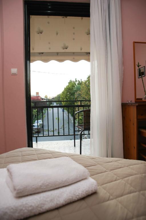 Anixis Hotel Lutrá Ipátisz Kültér fotó